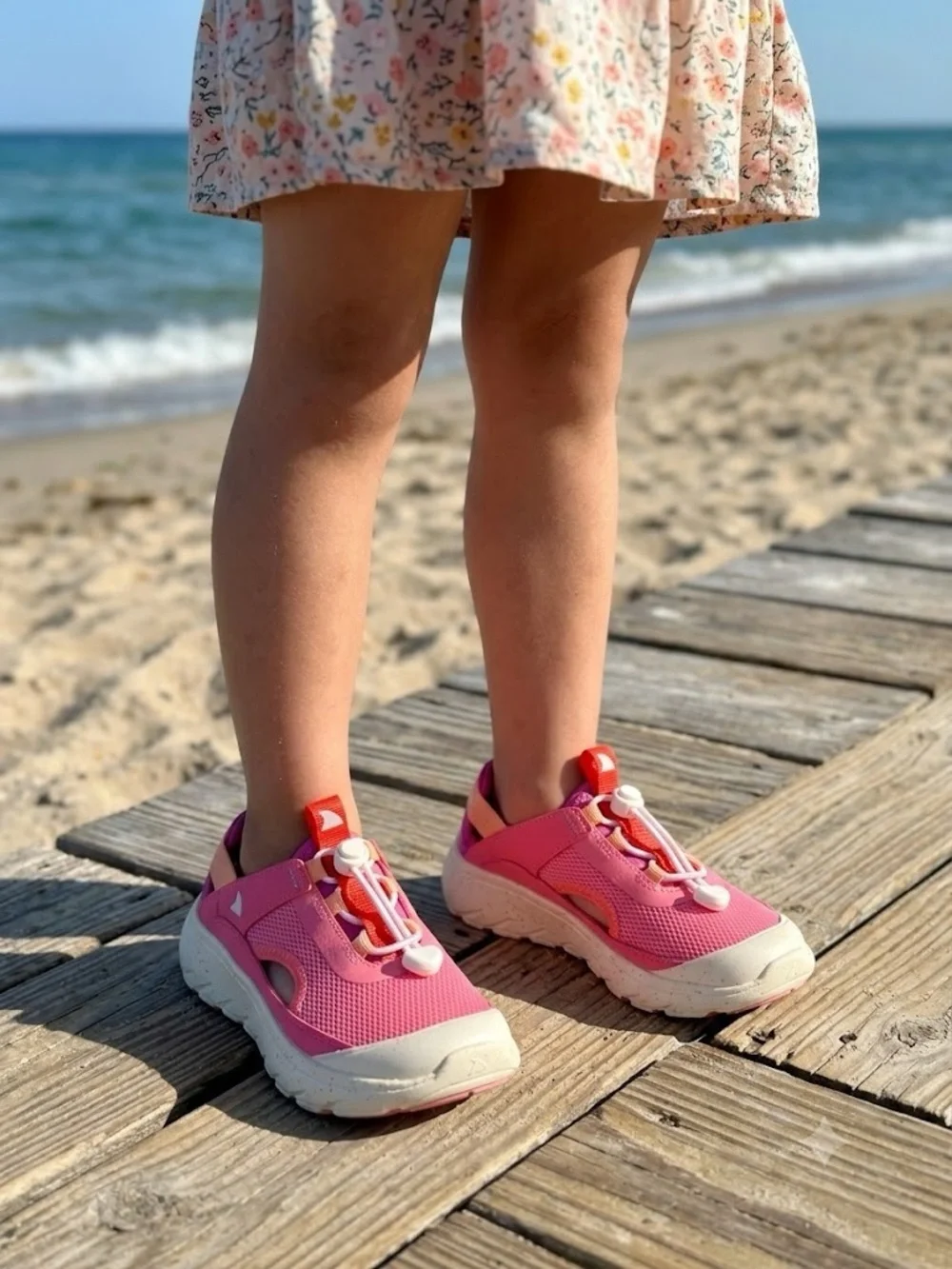 Rugged Shark bright pink